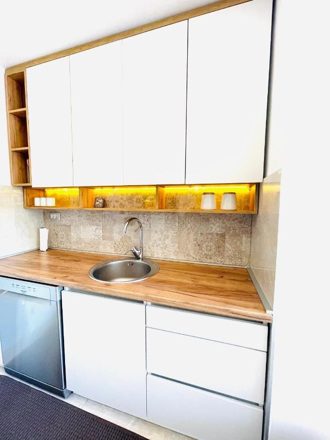Apartman Centar Sa Sigurnim Parkingom Сараево Экстерьер фото